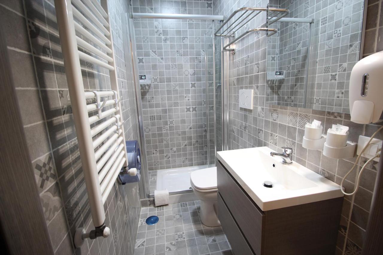 Affittacamere Quest House Lihong Roma